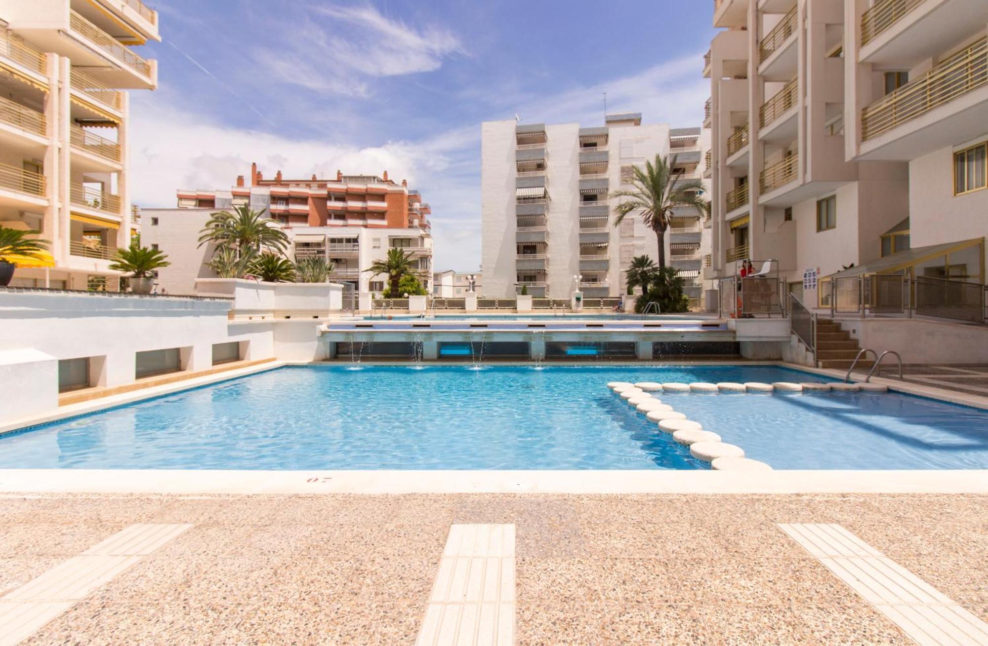 Novelty I Arysal 2 Daire Salou Dış mekan fotoğraf